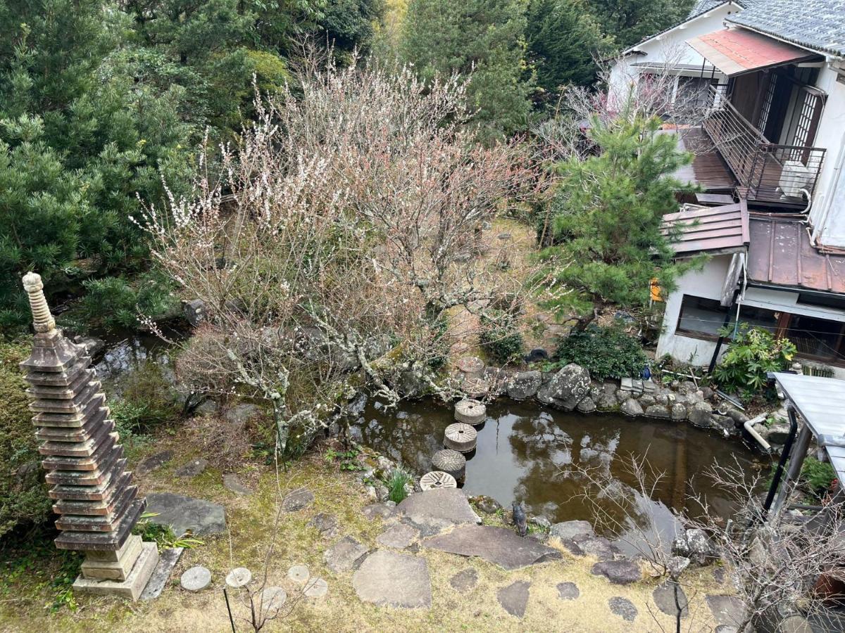 Sakahijiri Gyokushoen Изу Екстериор снимка